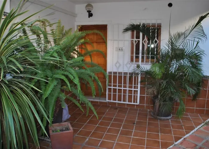 Townhouse With Sea View بيت للعطل *