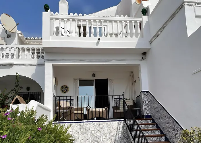 Townhouse With Sea View * نيرخا