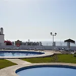 펜션 Townhouse With Sea View *