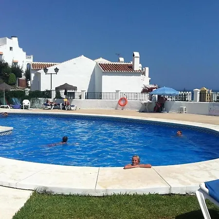 Vakantiehuis Townhouse With Sea View Nerja