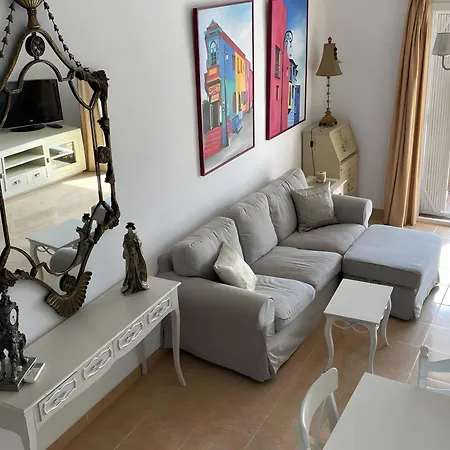 Vakantiehuis Townhouse With Sea View